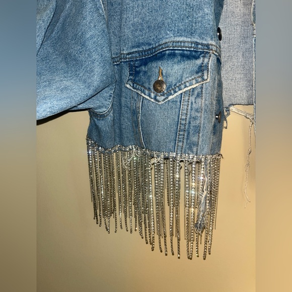 LF Brand cropped distressed denim jacket - Picture 2 of 4